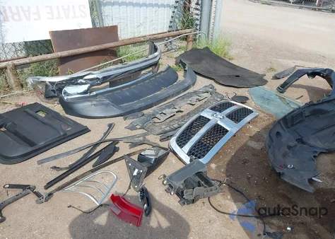 2017 Ram 1500 Tradesman 4X4 5'7 Box from USA, damaged, VIN 3C6RR7KT0HG774809